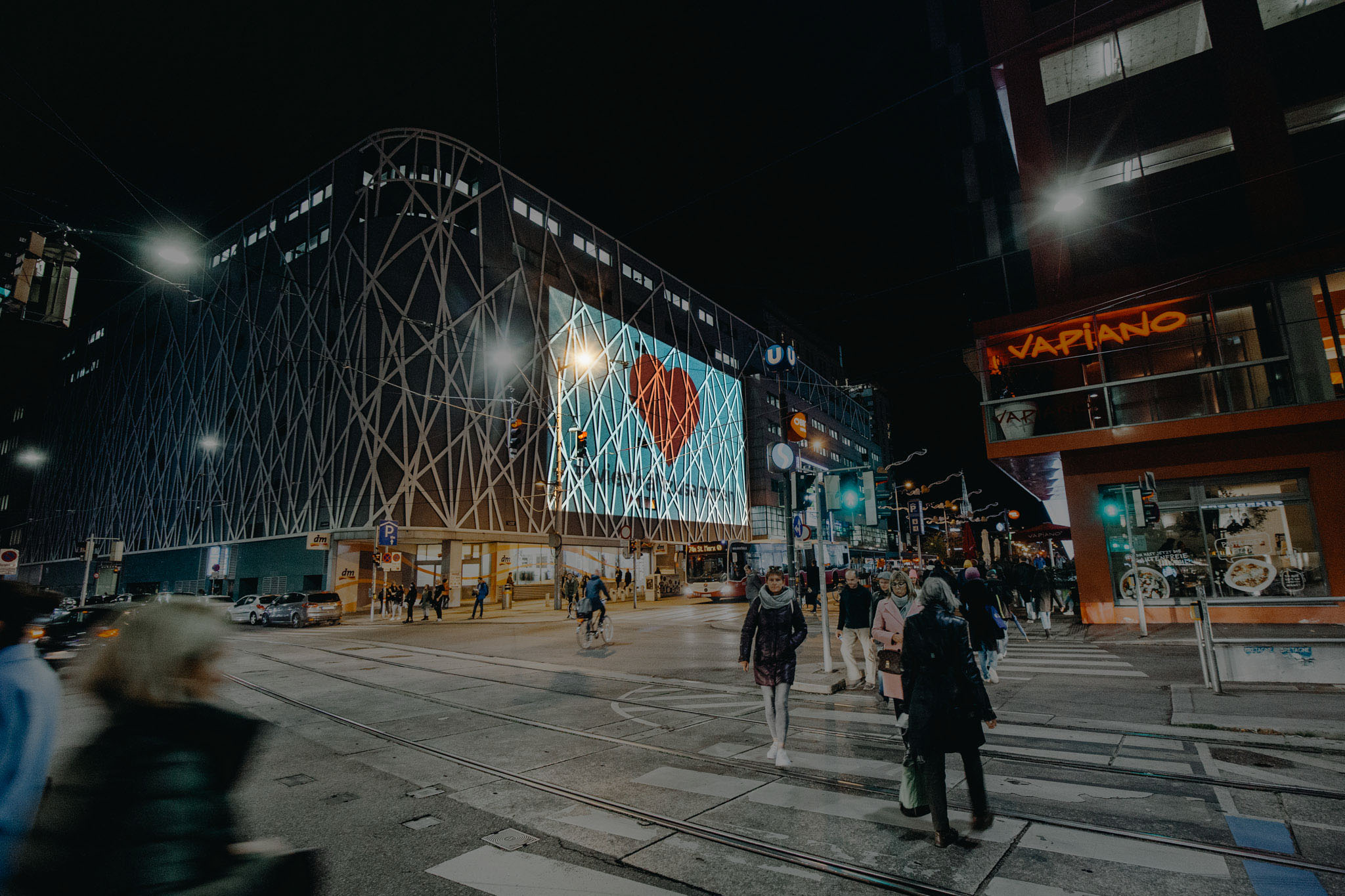 Wien Mitte Fassadenprojektion